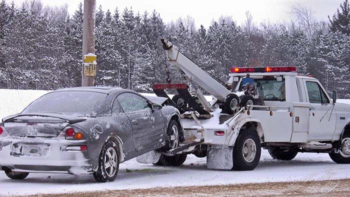 نکات طلایی امداد خودرو میانه برای سفرهای طولانی